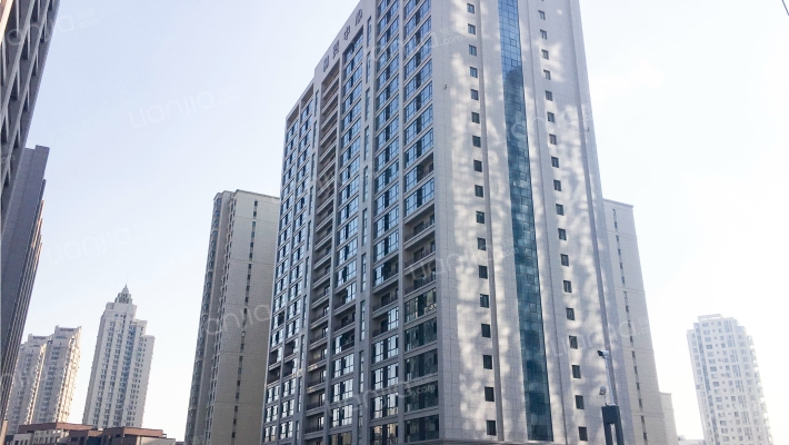 大连易贸中心外景图