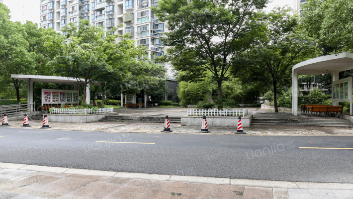 长白新城外景图