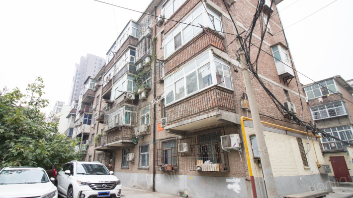 帆布厂家属院外景图