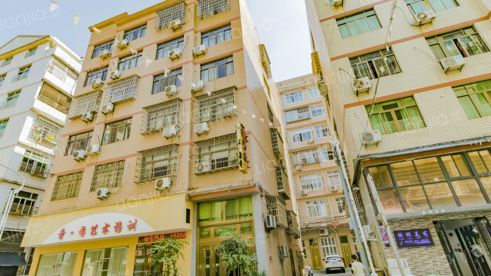 新建小区外景图