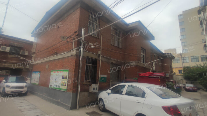 鸿源小区南区外景图