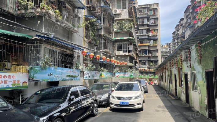 外化成五里墩东街77号外景图