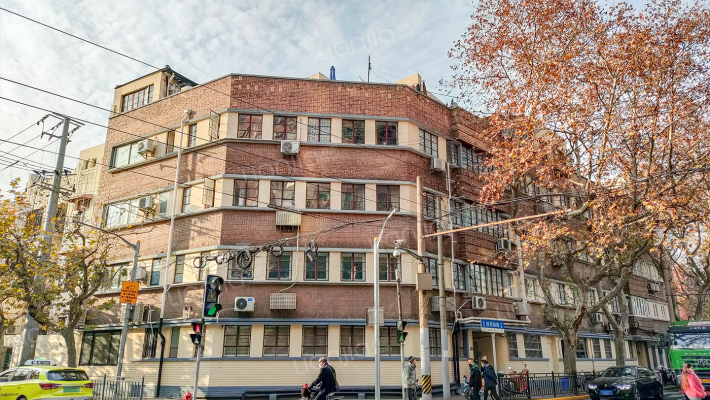 立地公寓外景图