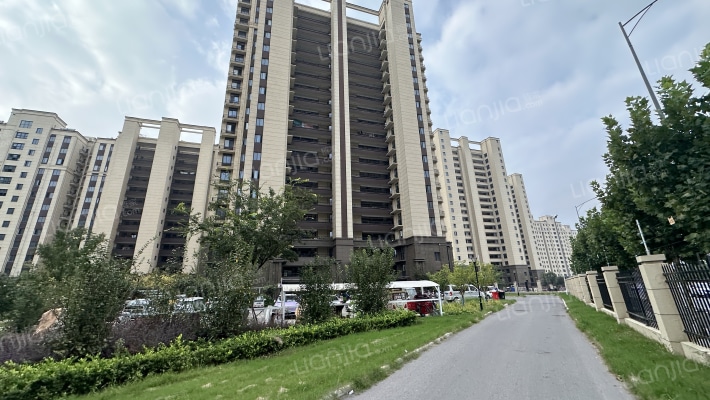 翠屏佳苑外景图