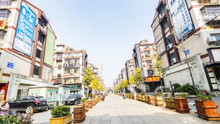 火焰村小区外景图