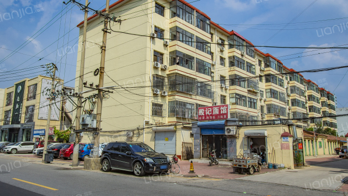 曙光工行宿舍楼外景图