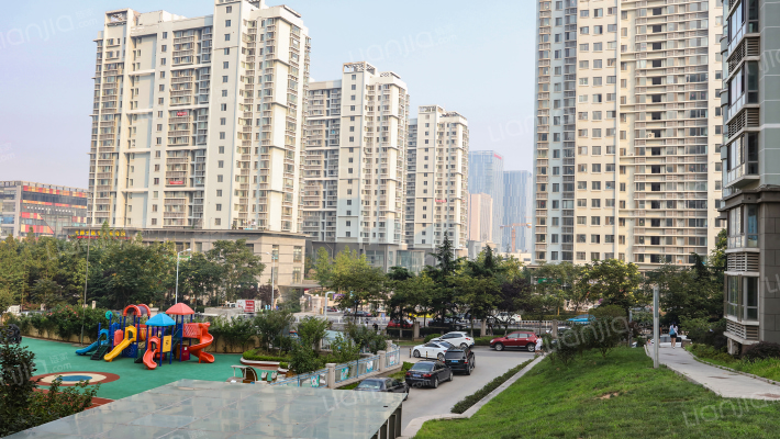 金领世家北区外景图