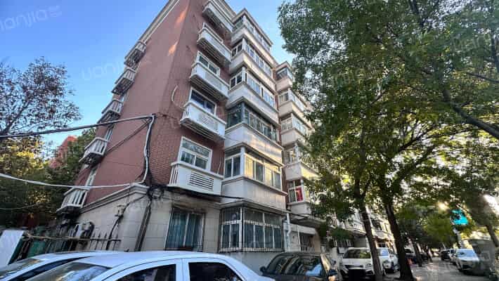 海建里南区外景图