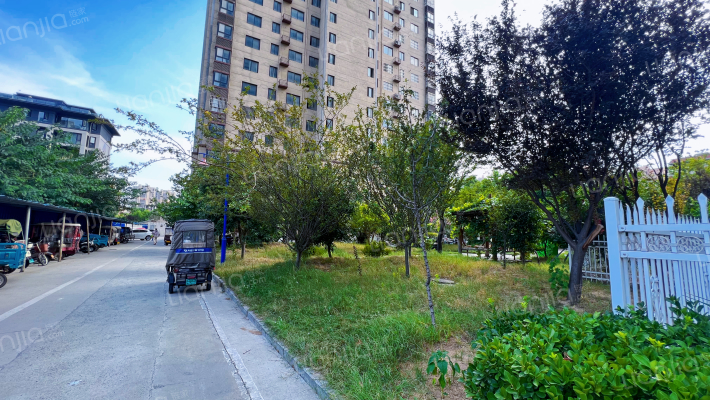 丽景华庭外景图