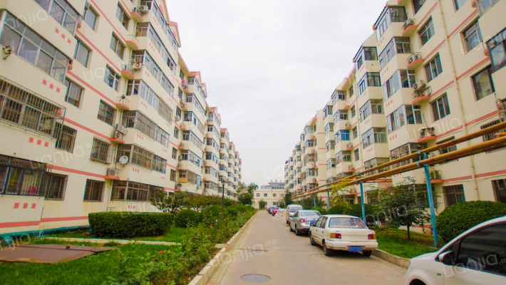 双发温泉花园外景图