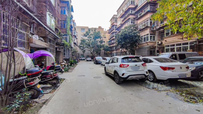 三染厂小区外景图