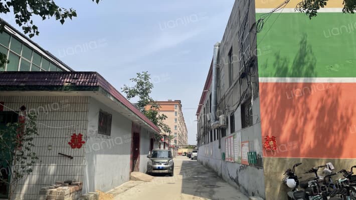 富强小区外景图