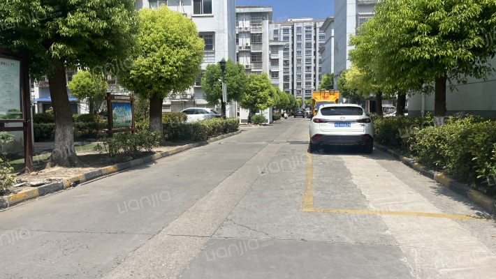 新华花园外景图