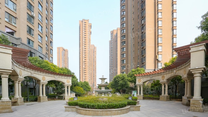 翠湖御景外景图