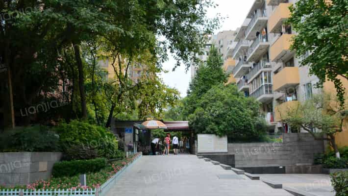 万科魅力之城二期外景图