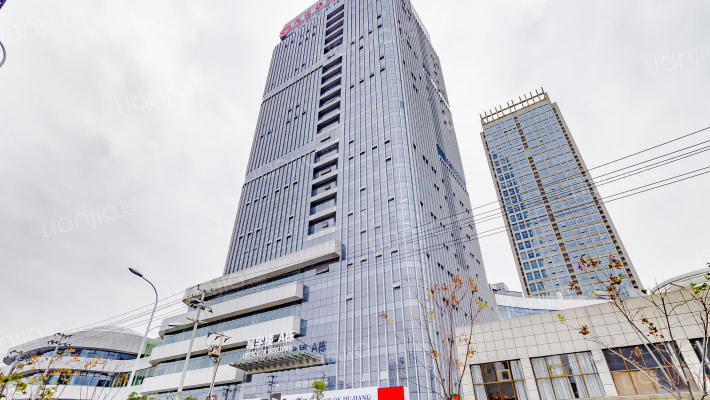 加侨国际广场外景图