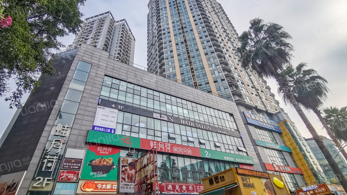 国贸中心外景图