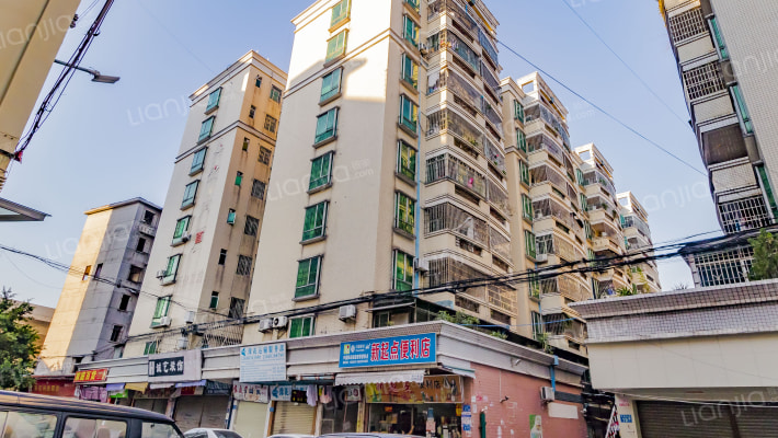 粤华大厦外景图