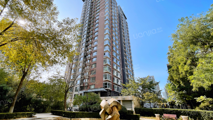 富力城C区外景图