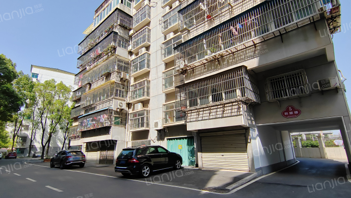 青砖湖公园小区外景图