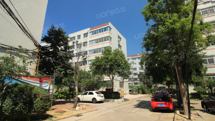 名仕花园外景图