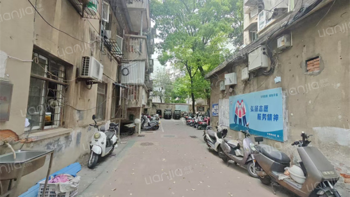 德宽路33号外景图