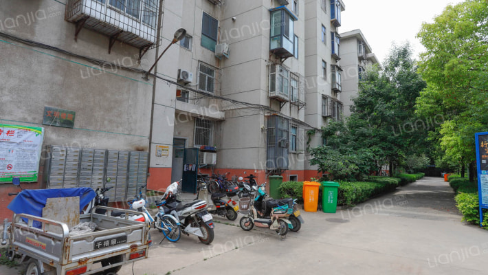 经五路18号院外景图