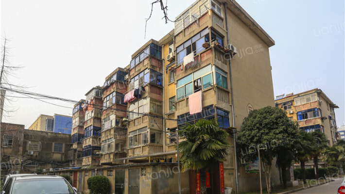 市级机关老党校住宅区外景图