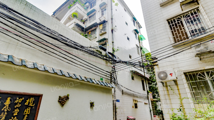 越秀中路125号大院外景图