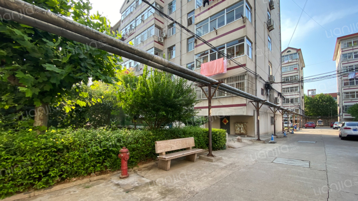 农业银行宿舍小区外景图