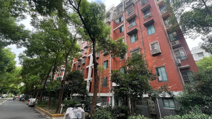 巨龙城市花园外景图