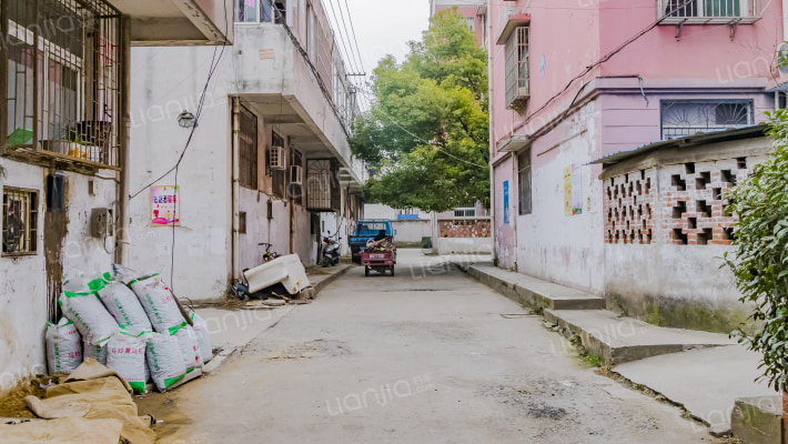 兴集嘉和苑外景图