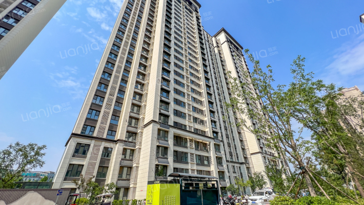 地平西棠观樾外景图