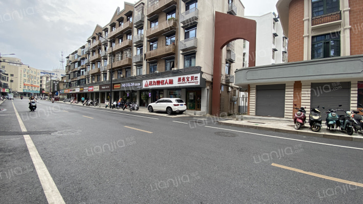 青年小区外景图