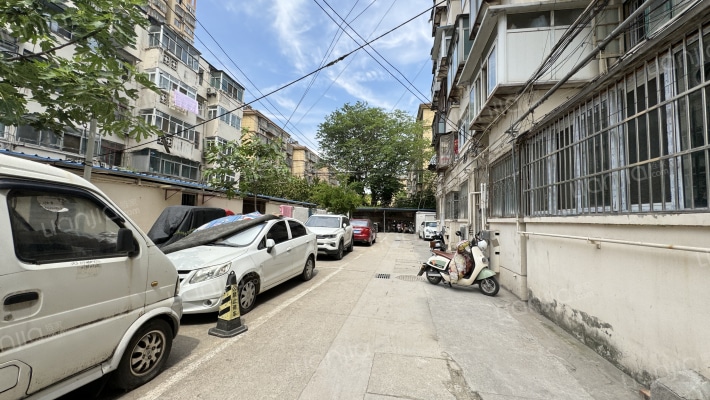 津浦东街外景图