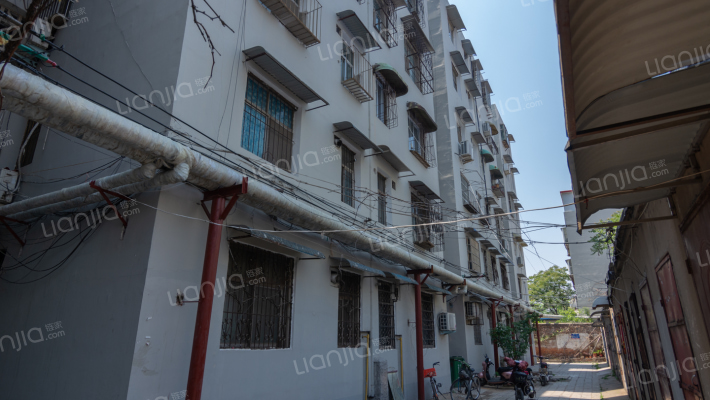 西坡西街生活区外景图