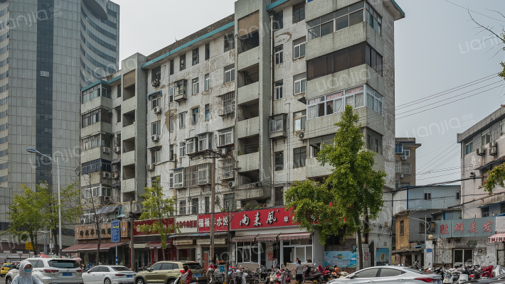 环城路103号院综合楼外景图