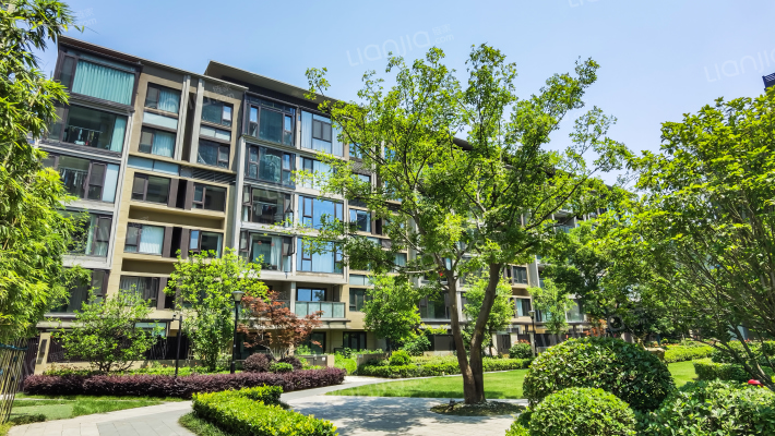 公元九里外景图