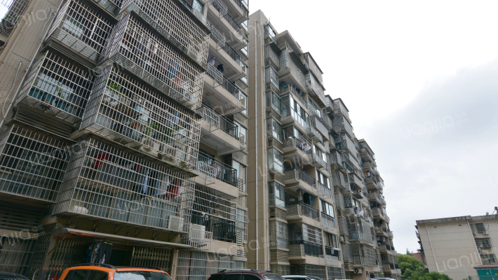 和锋大厦外景图