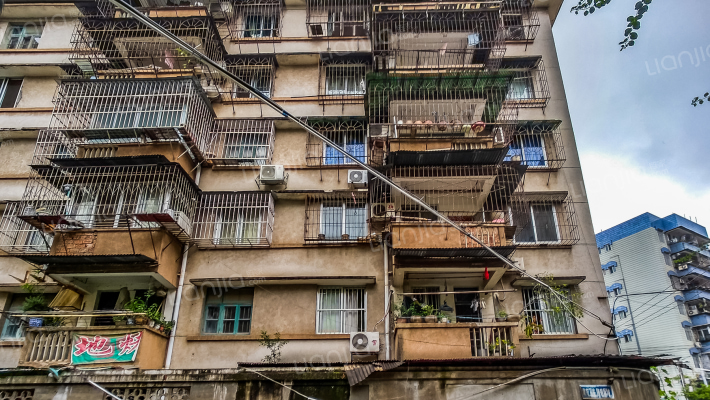 永华公寓外景图