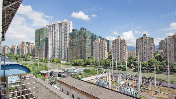 月河家园外景图