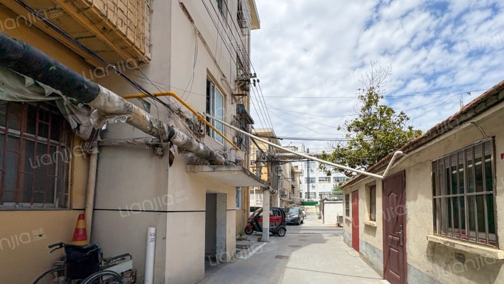 橡林办事处家属院外景图