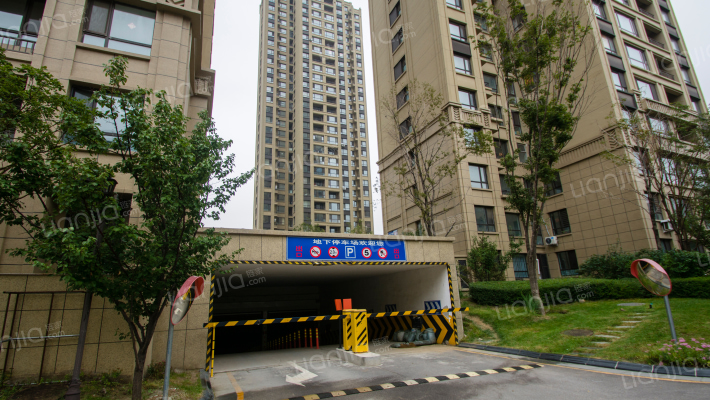 华茂央府外景图