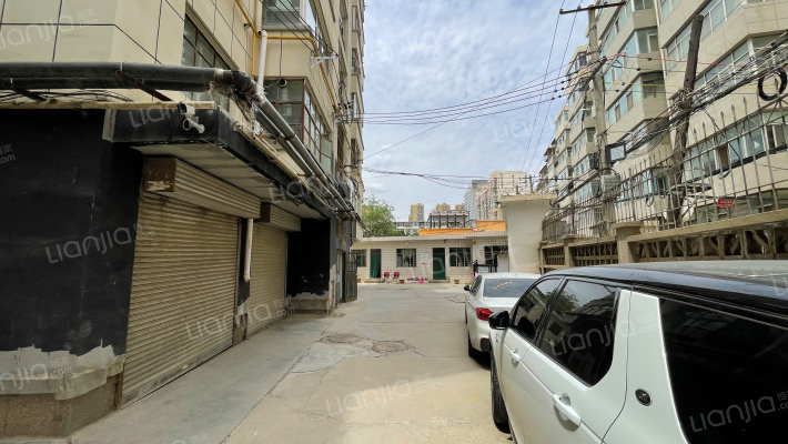 甘肃省引大指挥部家属院外景图