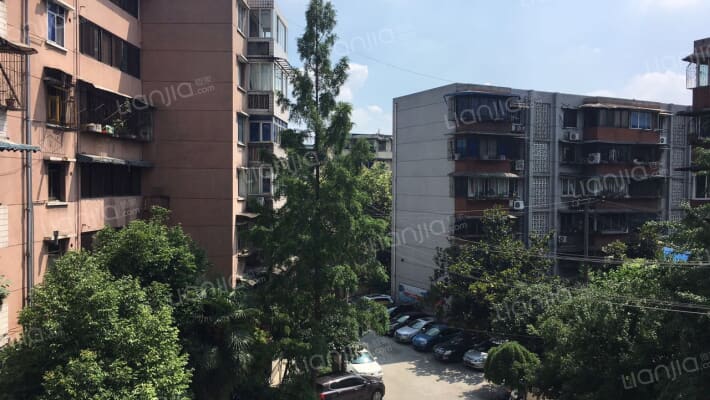 蓝天路1号外景图