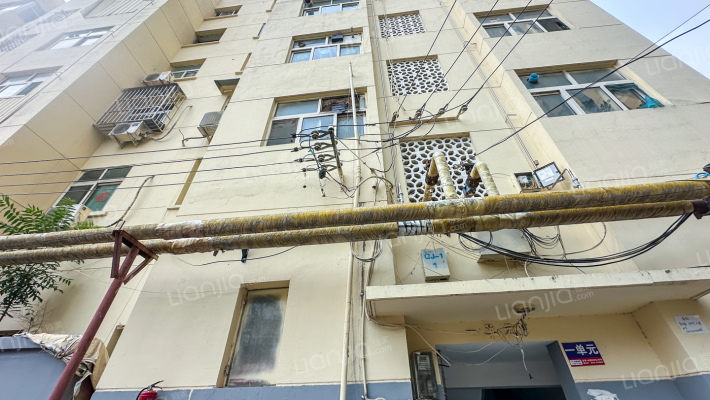 滏西胡同15号院外景图