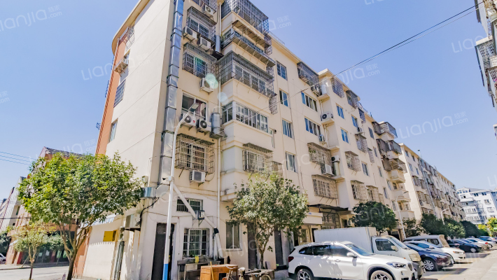 鸣安小区外景图