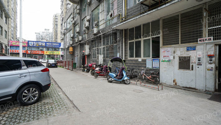 庙脚洪公寓外景图