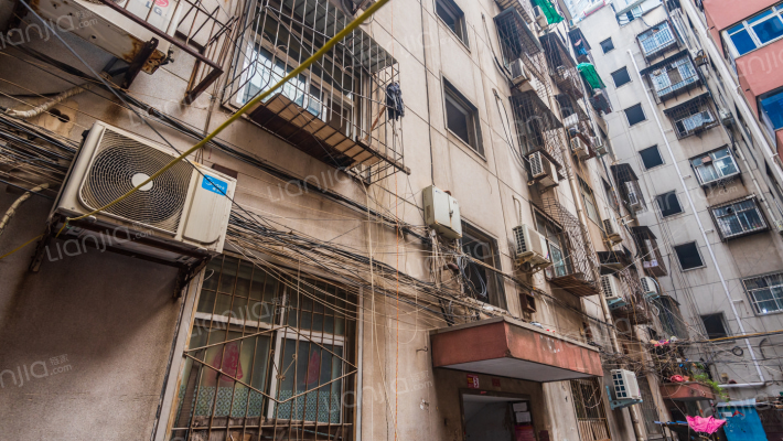 岗杜北街10号院外景图