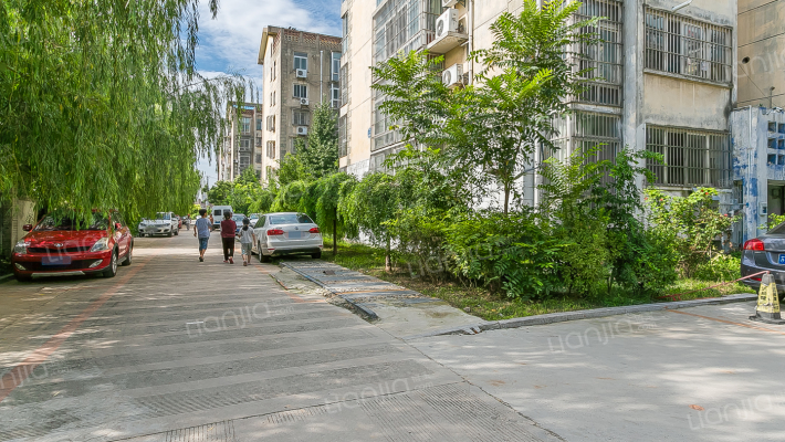 华厦水云间外景图